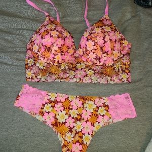 VS PINK Bralette and panty set